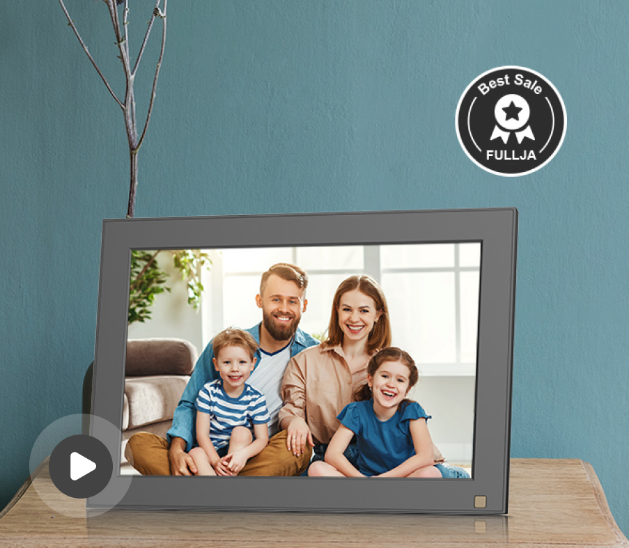 A VPhoto frame displaying a family portrait